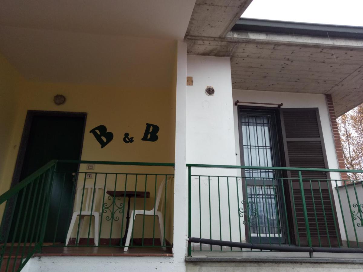 B&B Mike Novi Ligure Exterior foto